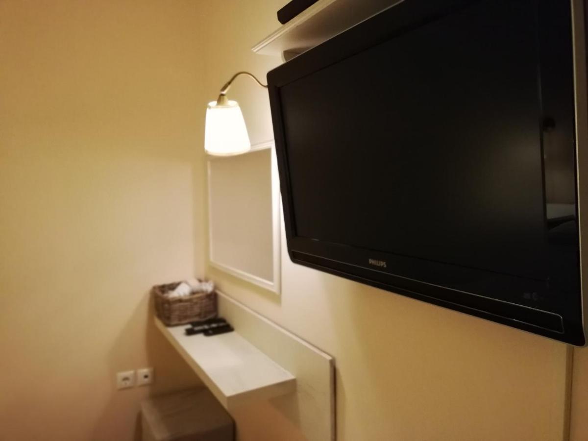 הוילה ארטמידה Lux House Next To The Airport Of Athens. Transport 24H מראה חיצוני תמונה